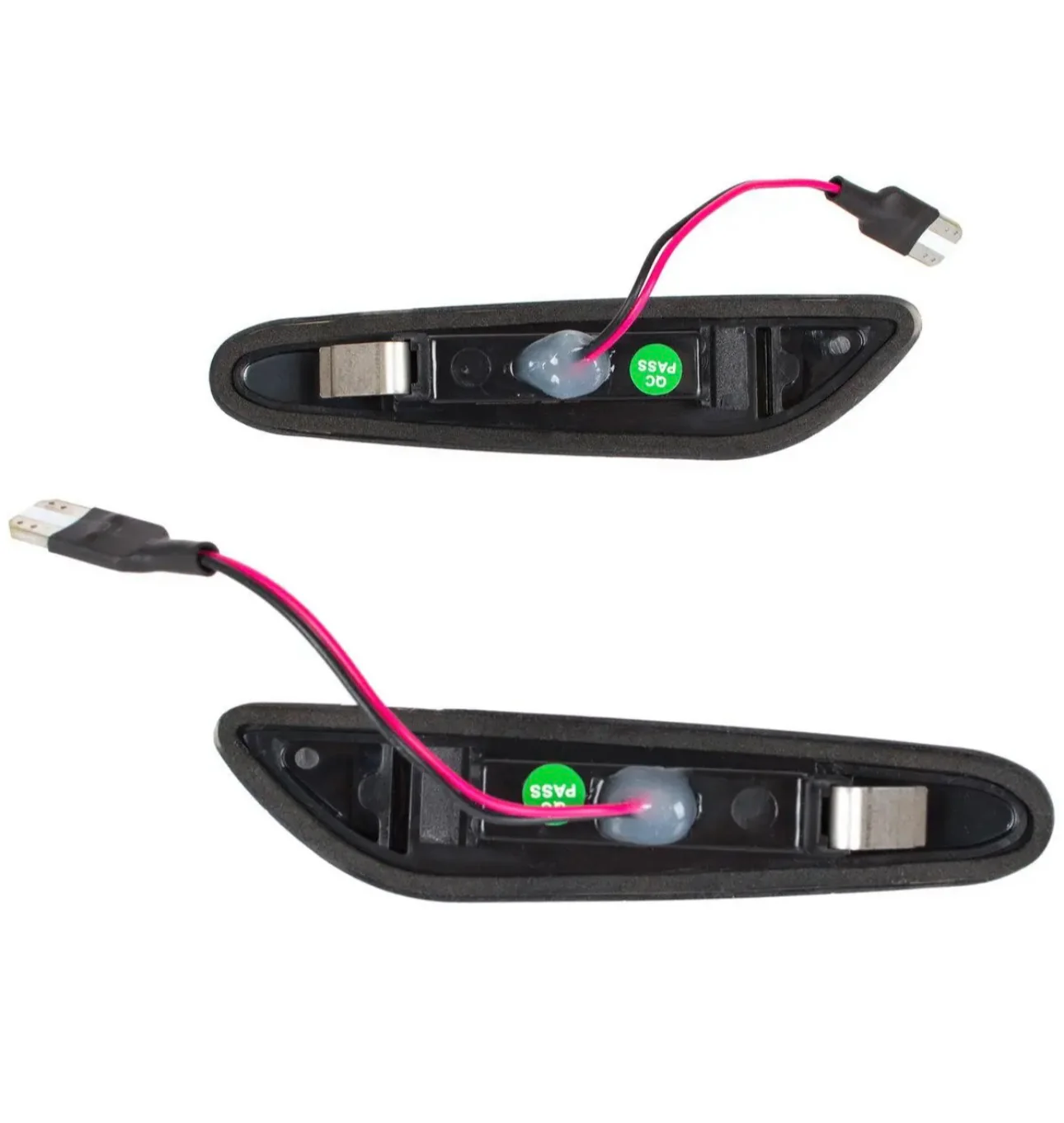 BMW E60/E61, E81/E82, E87/E88, E90/E91, E92/E93, Tummat LED sivuvilkut - Image 4