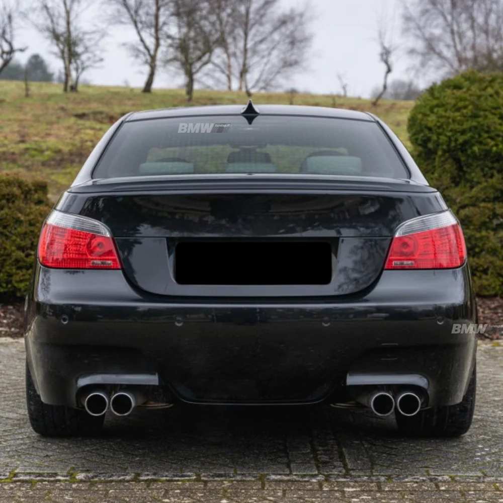 BMW E60 M-Performance look kiiltävän musta takaspoileri - Image 8