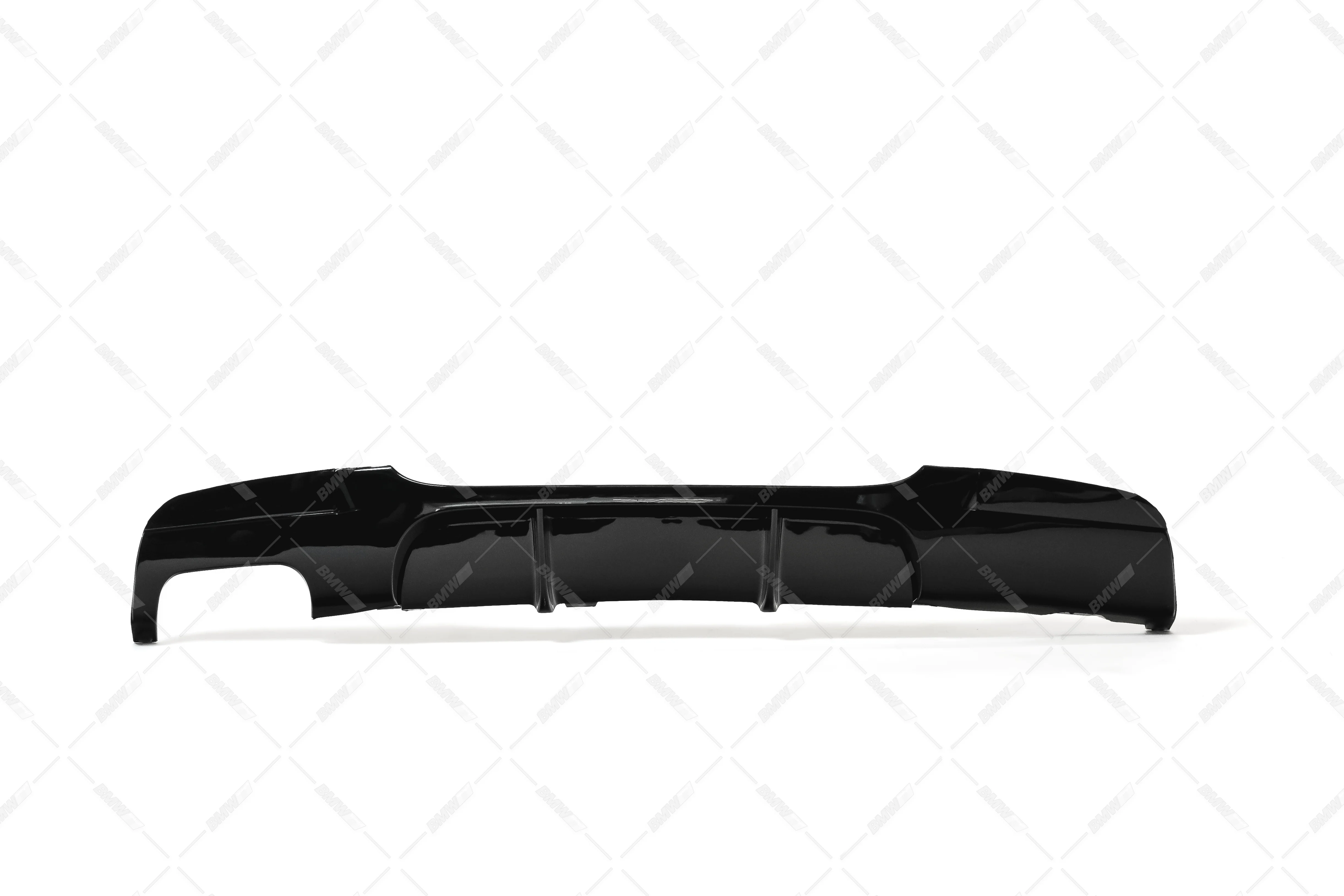 BMW E90 E91 05-11 M-Performance takapuskuriin diffuusori kiiltävän musta - Image 3