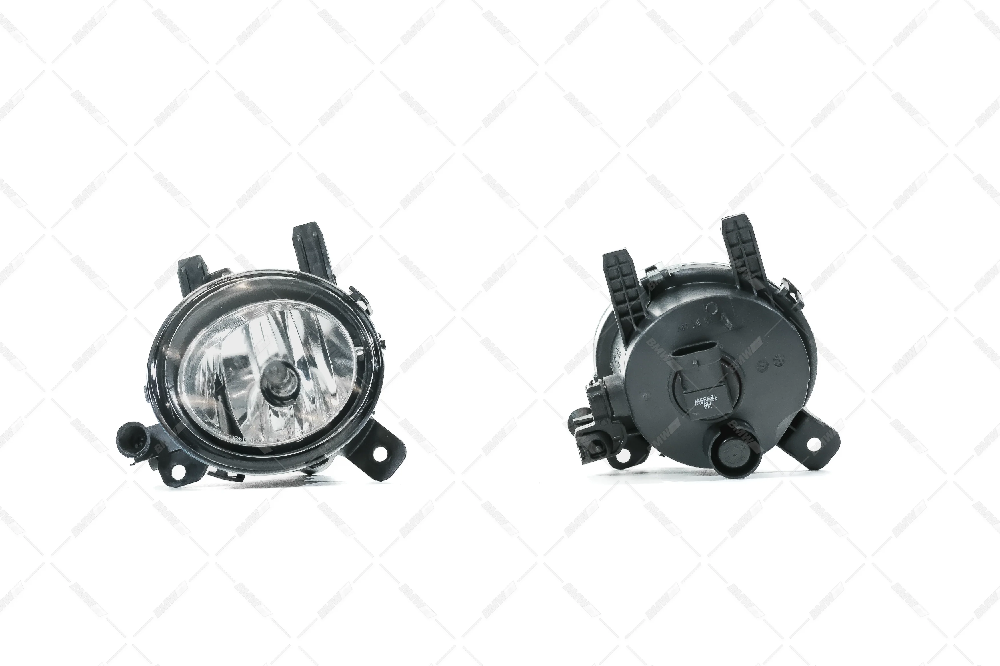 BMW E90 E91 LCI M4-Look etupuskuri. PDC - Image 12
