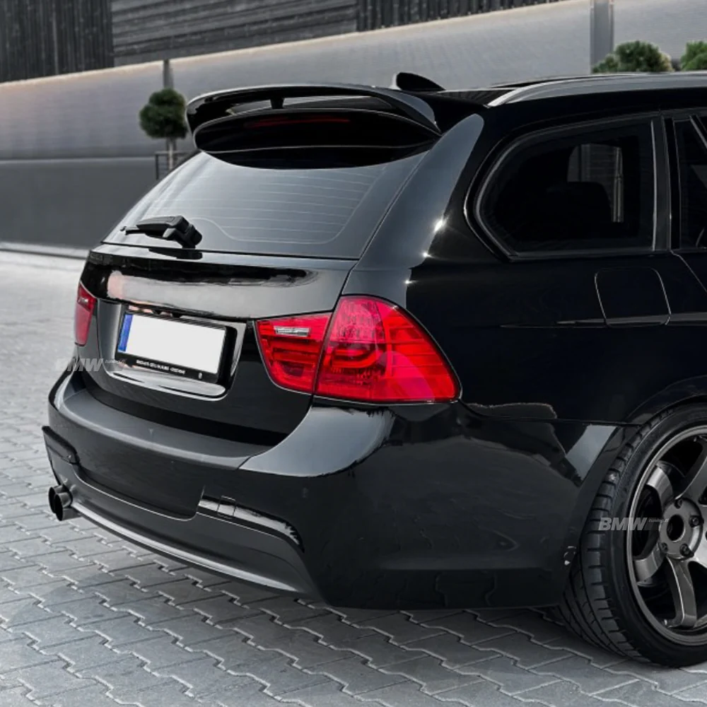 BMW E91 Kiiltävän Musta Takaspoileri M-Performance - Image 4