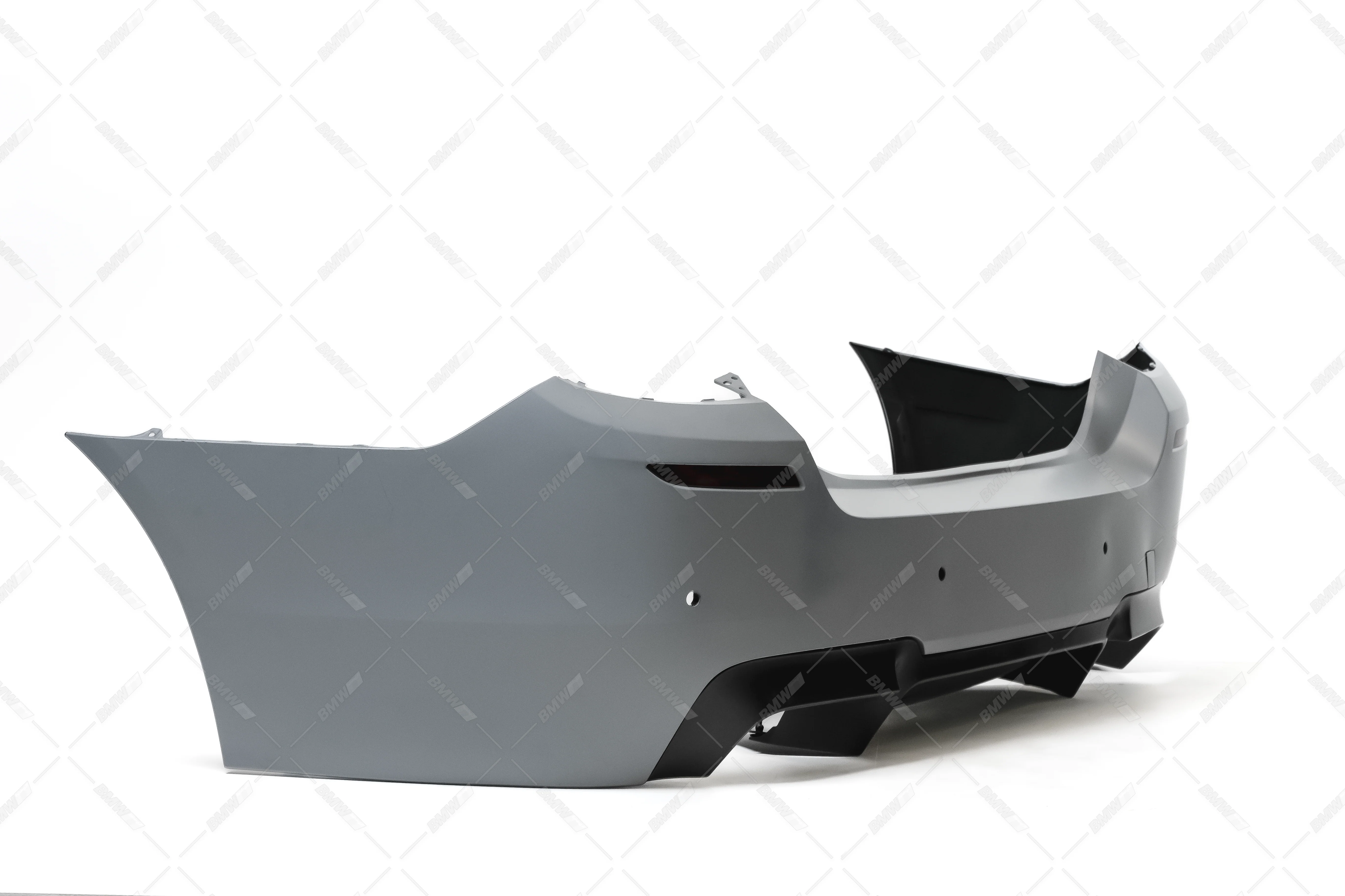 BMW F10 10-16 M5-Look takapuskuri, PDC - Image 4