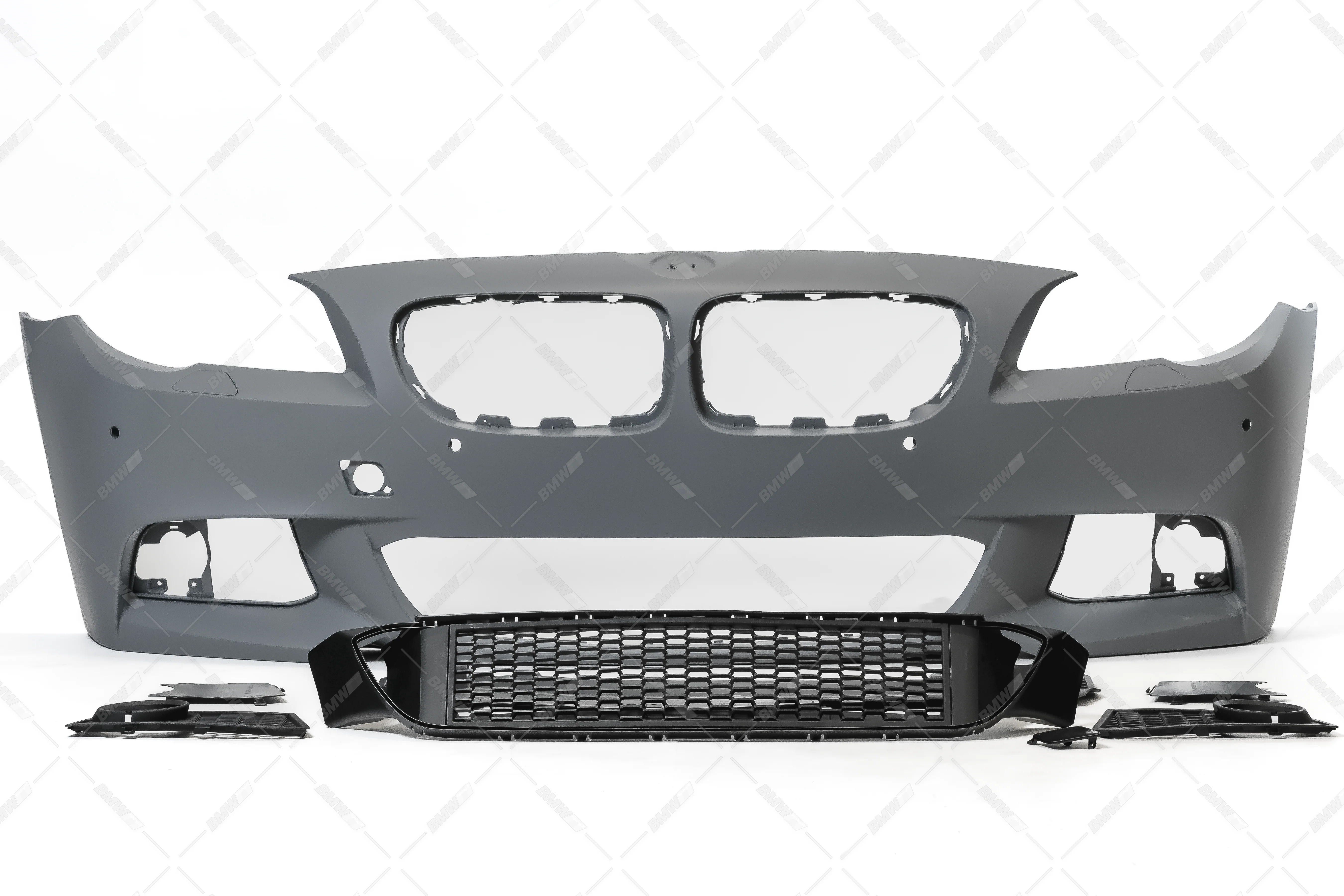 BMW F10 F11 10-13 M-Sport - look etupuskuri, PDC,SRA - Image 4