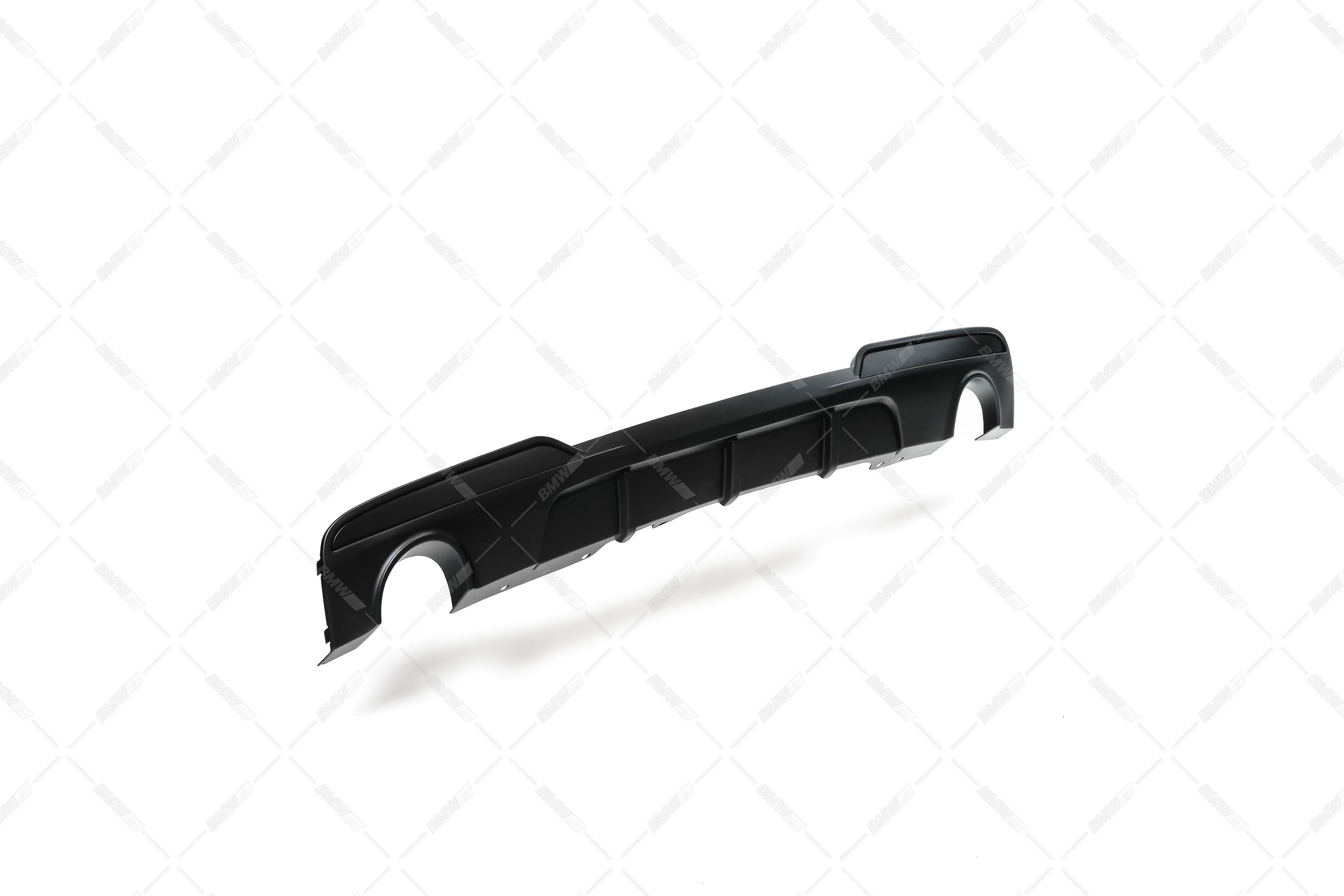 Bmw F10 F11 Matta musta M-performance look diffusori tuplaulostuloilla - Image 3