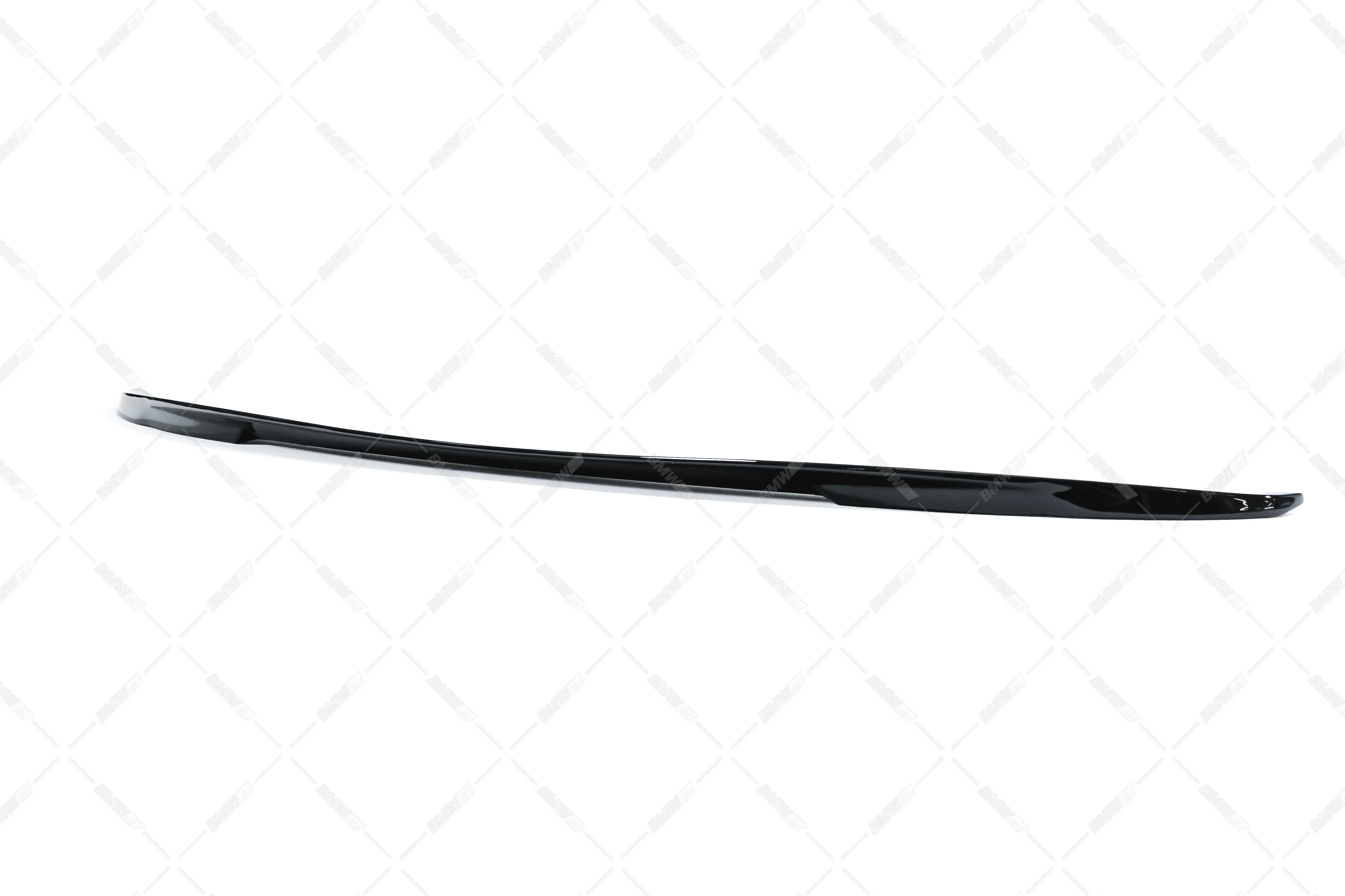 BMW F10, M-Performance Look takaspoileri kiiltävän mustana - Image 4