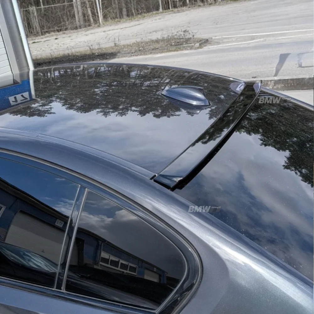BMW F10, Takalasin spoileri kiiltävän
musta - Image 3