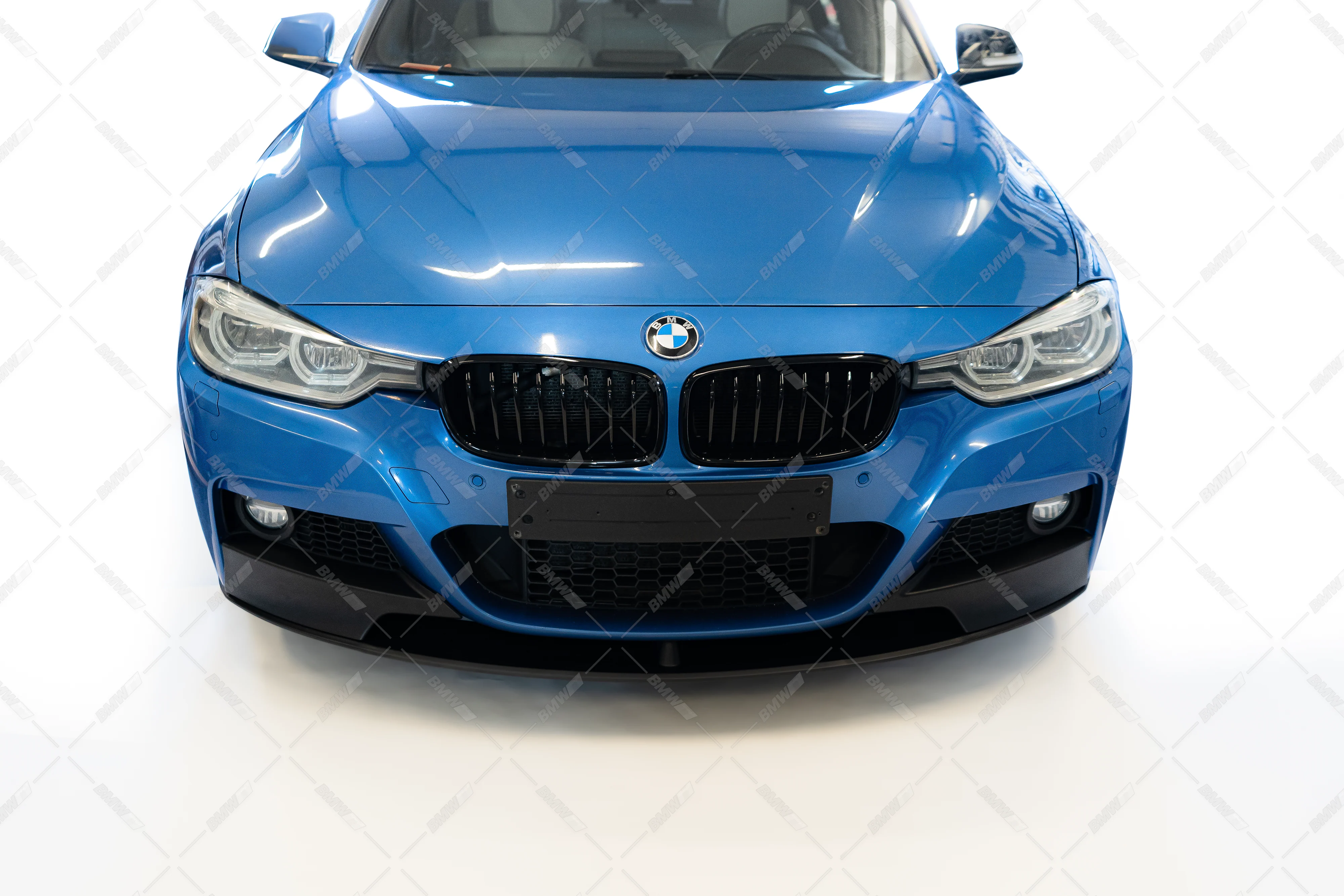 BMW F30 F31 M-performance etupuskurin lippa matta musta - Image 6