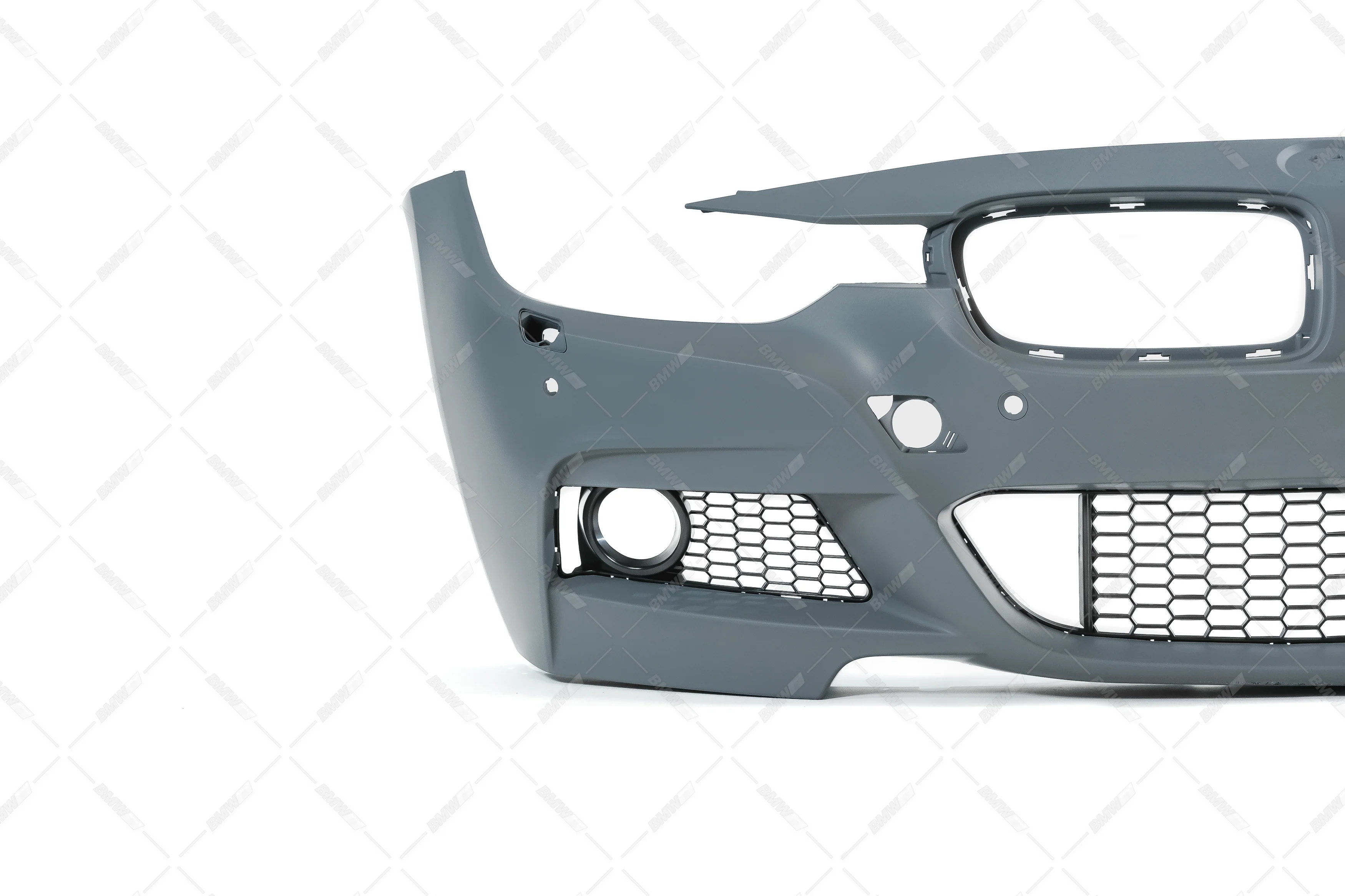 BMW F30 F31, M-sport -Look etupuskuri PDC, SRA - Image 4