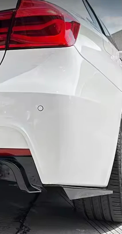 BMW F30 F31 Diffusori + splitterit, jarruvalolla kiiltävän musta - Image 3