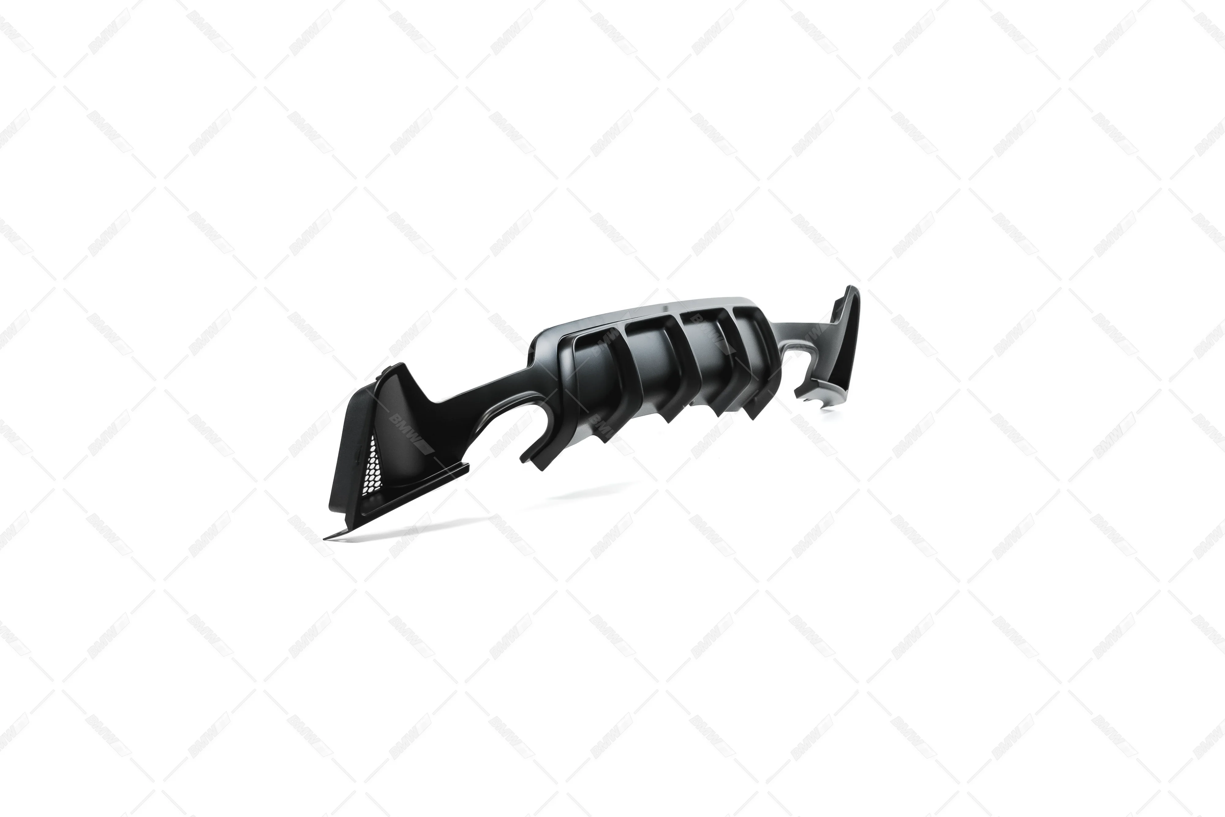 BMW F32 F33 F36, M-Performance matta musta takapuskurin diffuusori - Image 4