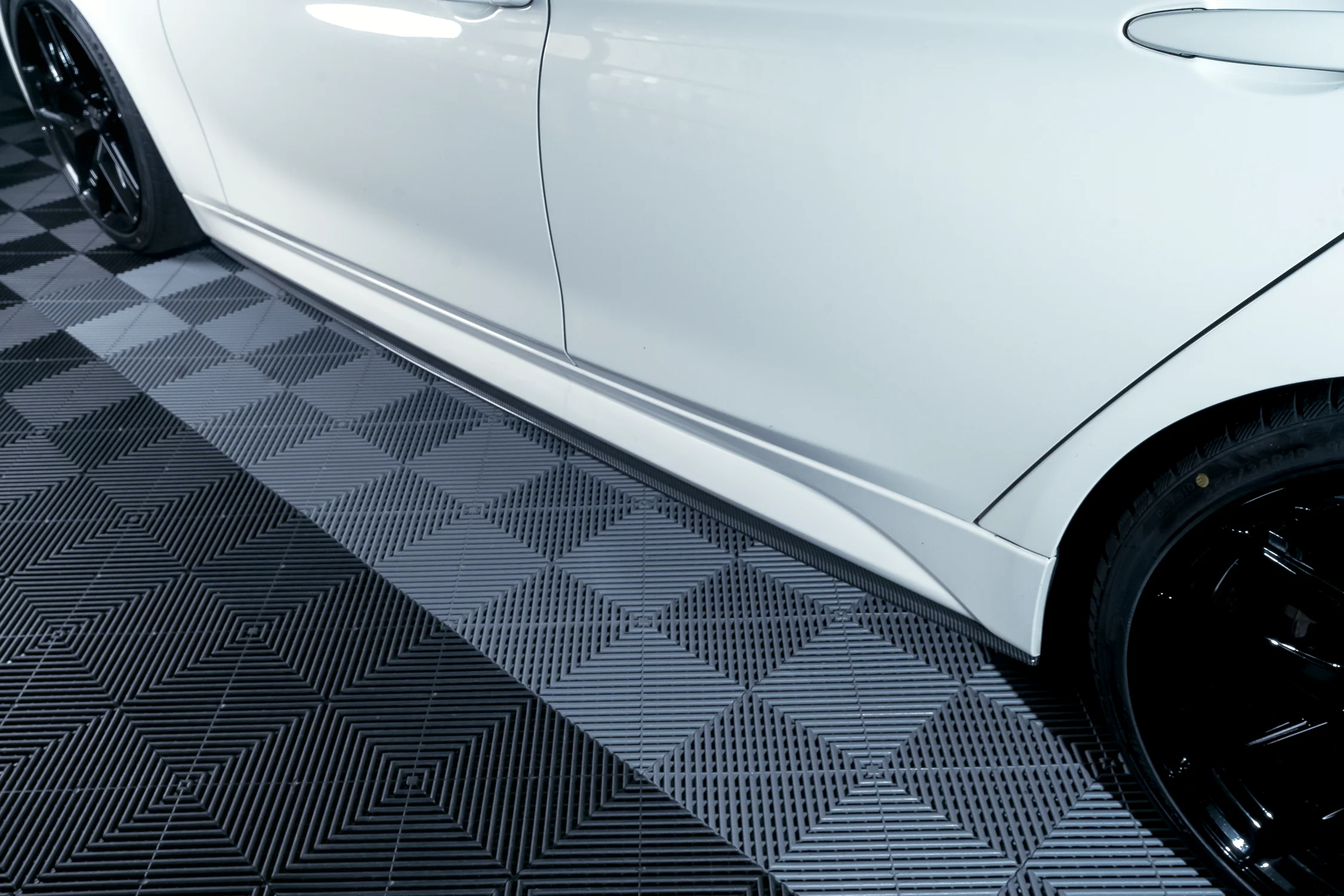 BMW F30 F31, M-Performance helmojen lisäosat carbon look - Image 4