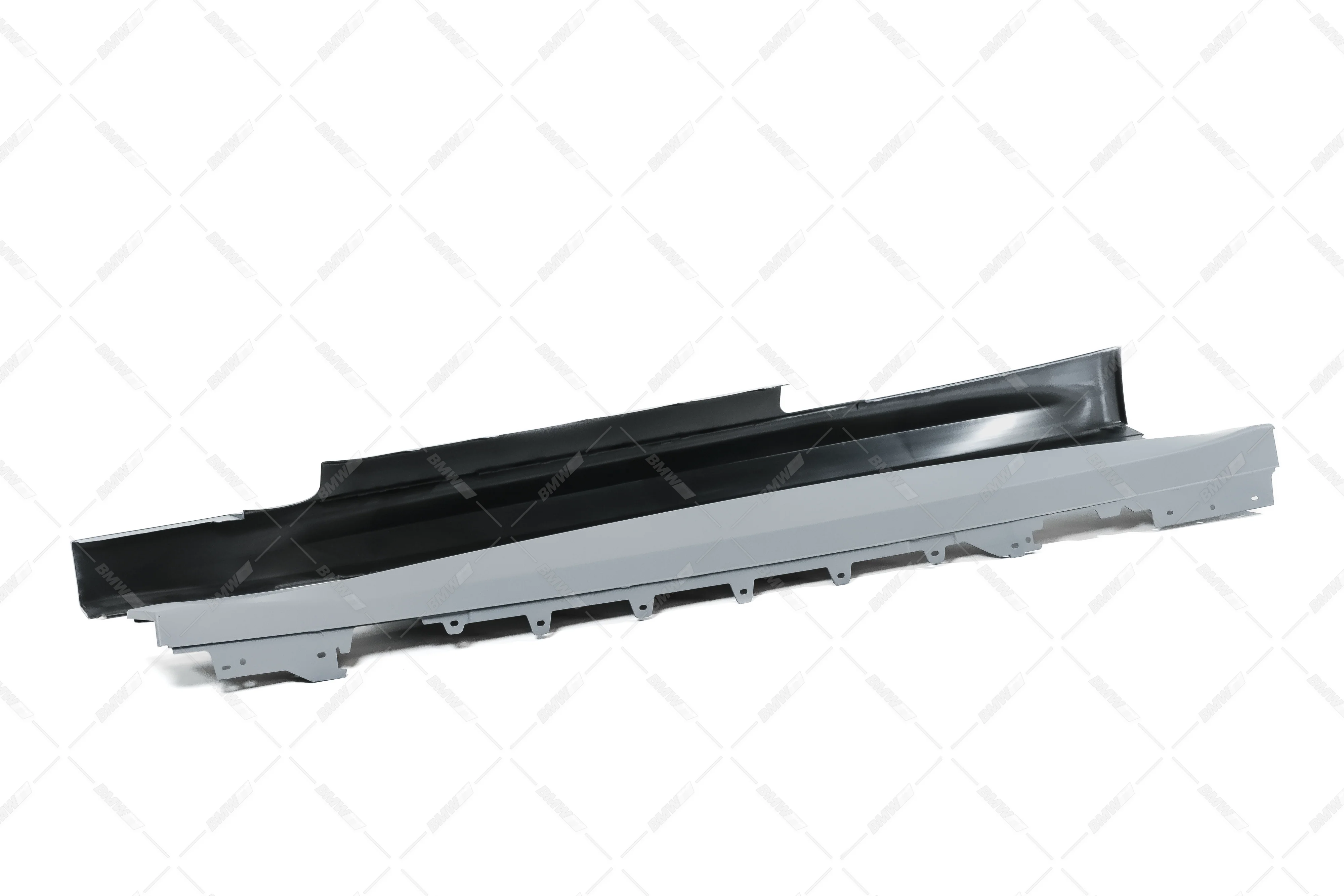 BMW F32 F33, M4-Look sivuhelmat - Image 3