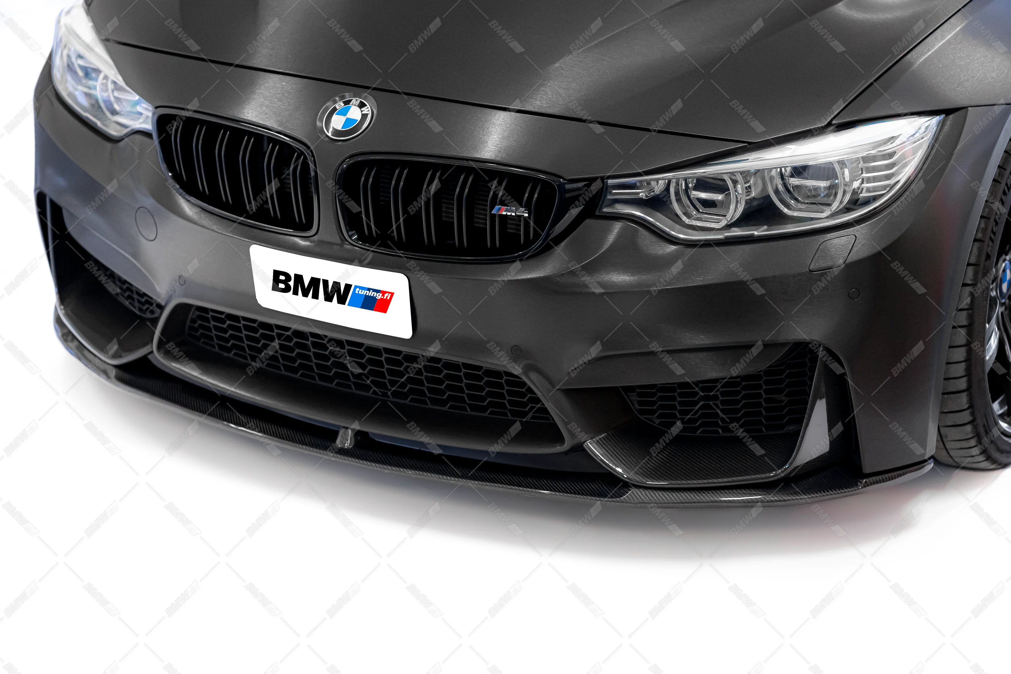 BMW F80 F82 F83 M3 M4, M-Performance look Etuspoileri aito hiilikuitu - Image 4