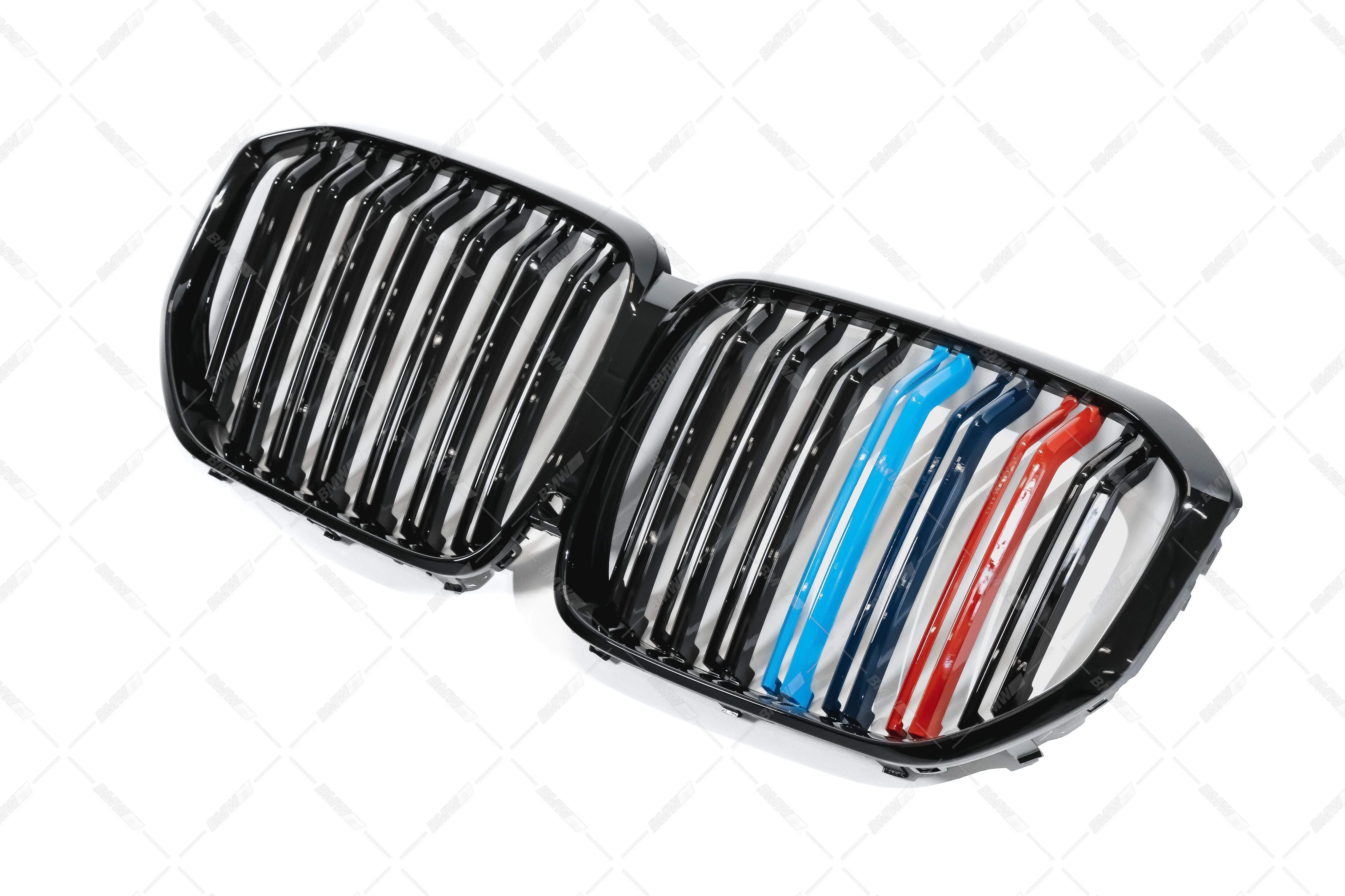 BMW G05 X5, M-color M-Look munuaiset - Image 3