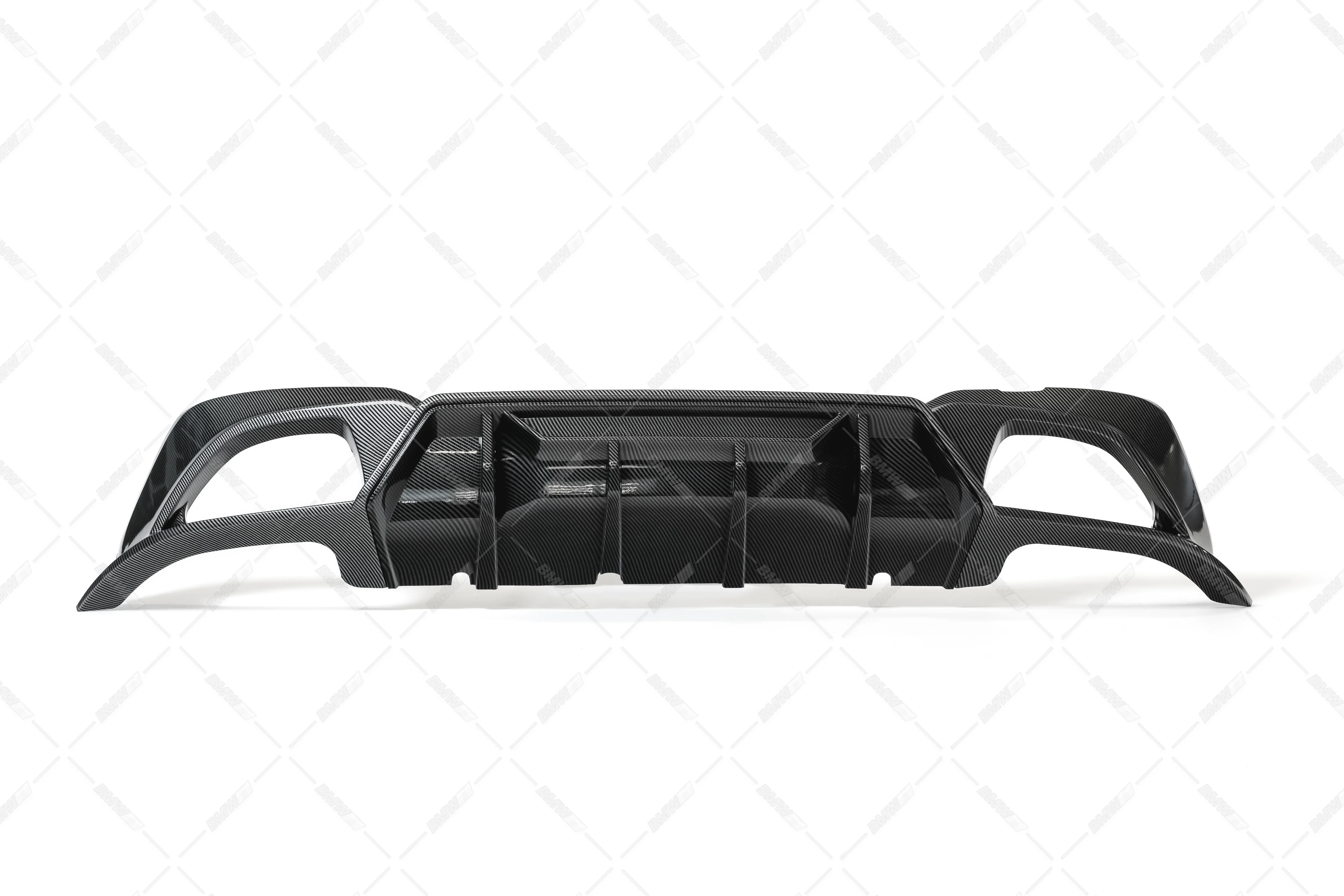 BMW G20 / G21 Erikoisdiffussori carbon look - Image 3