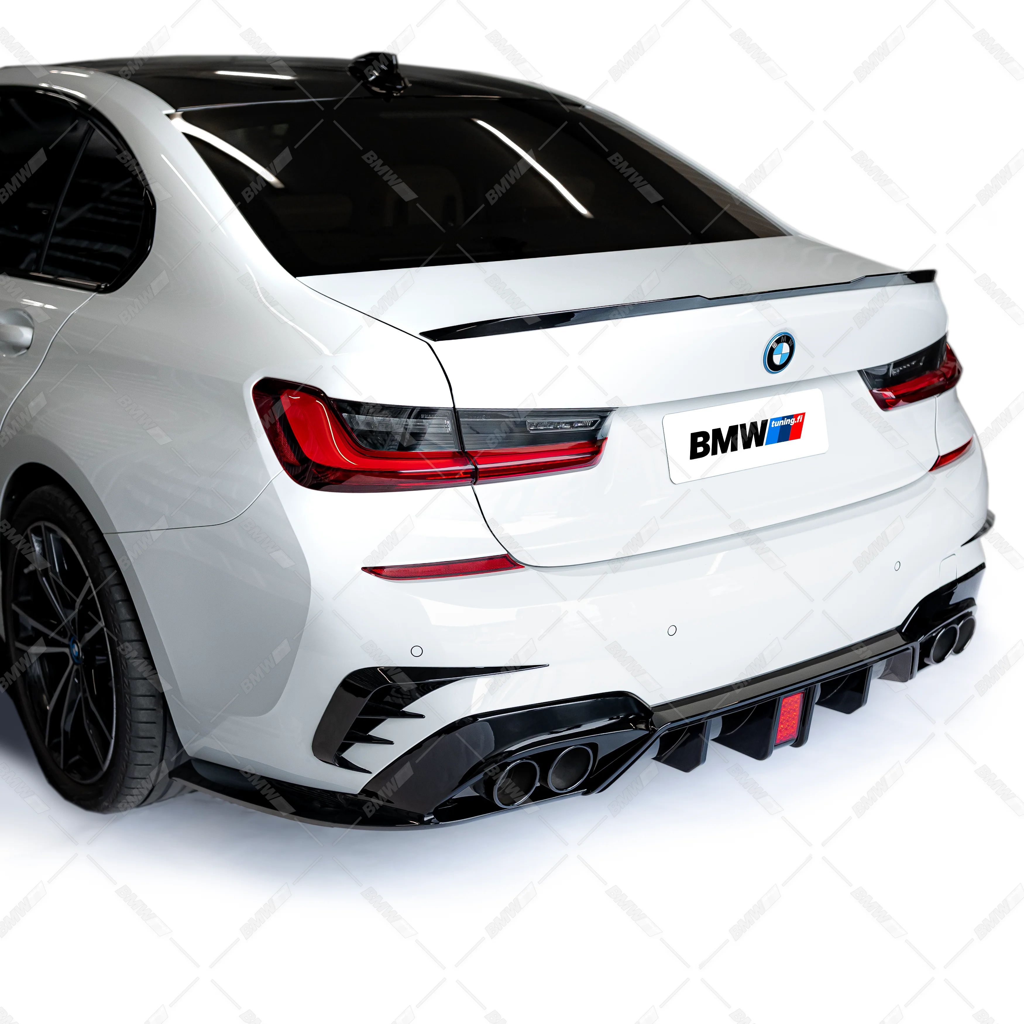 BMW G20 / G21 Erikoisdiffuusori jarruvalolla kiiltävän musta - Image 8