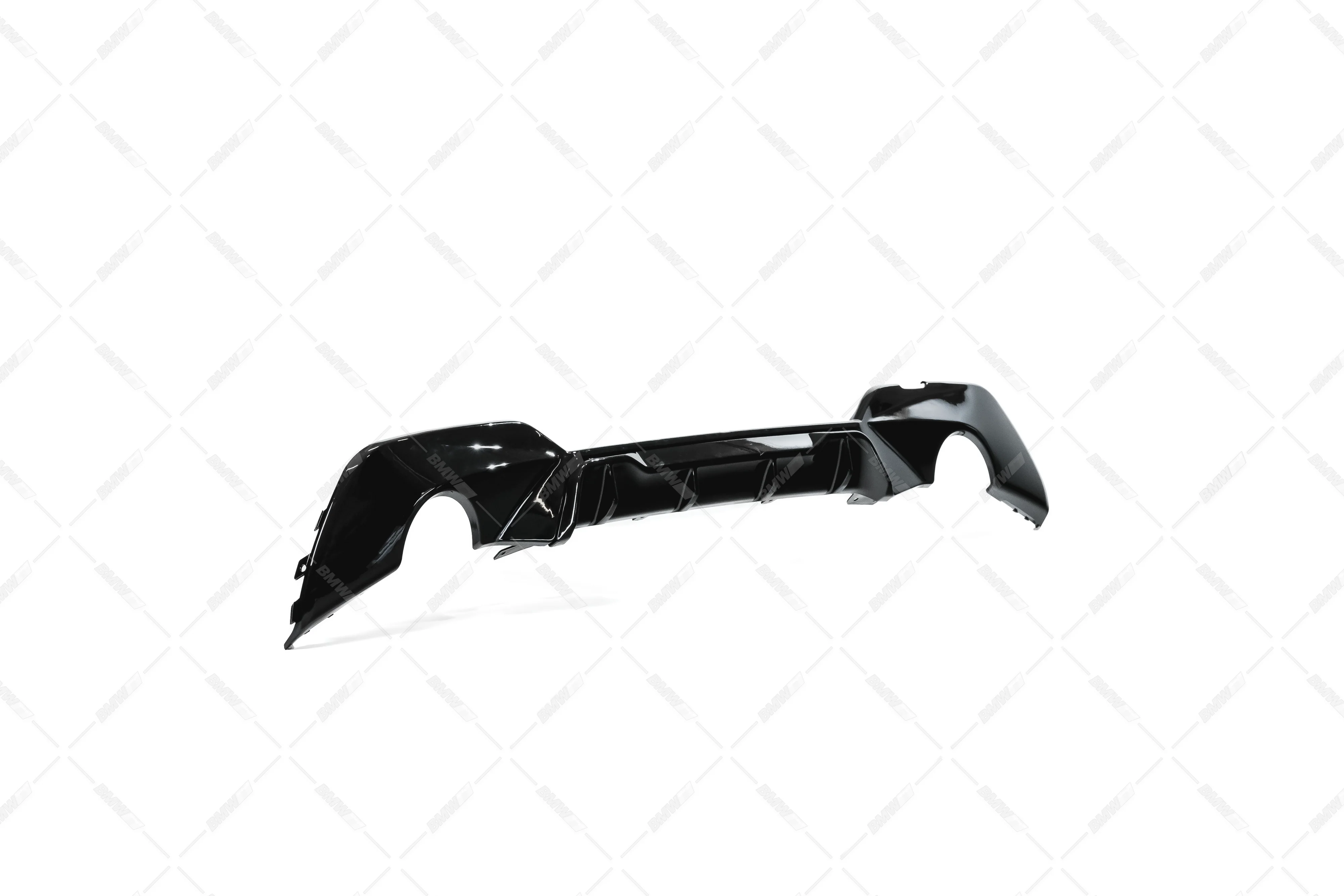 Bmw G20/G21 M-competition 330i/335D -look diffuusori - Image 4