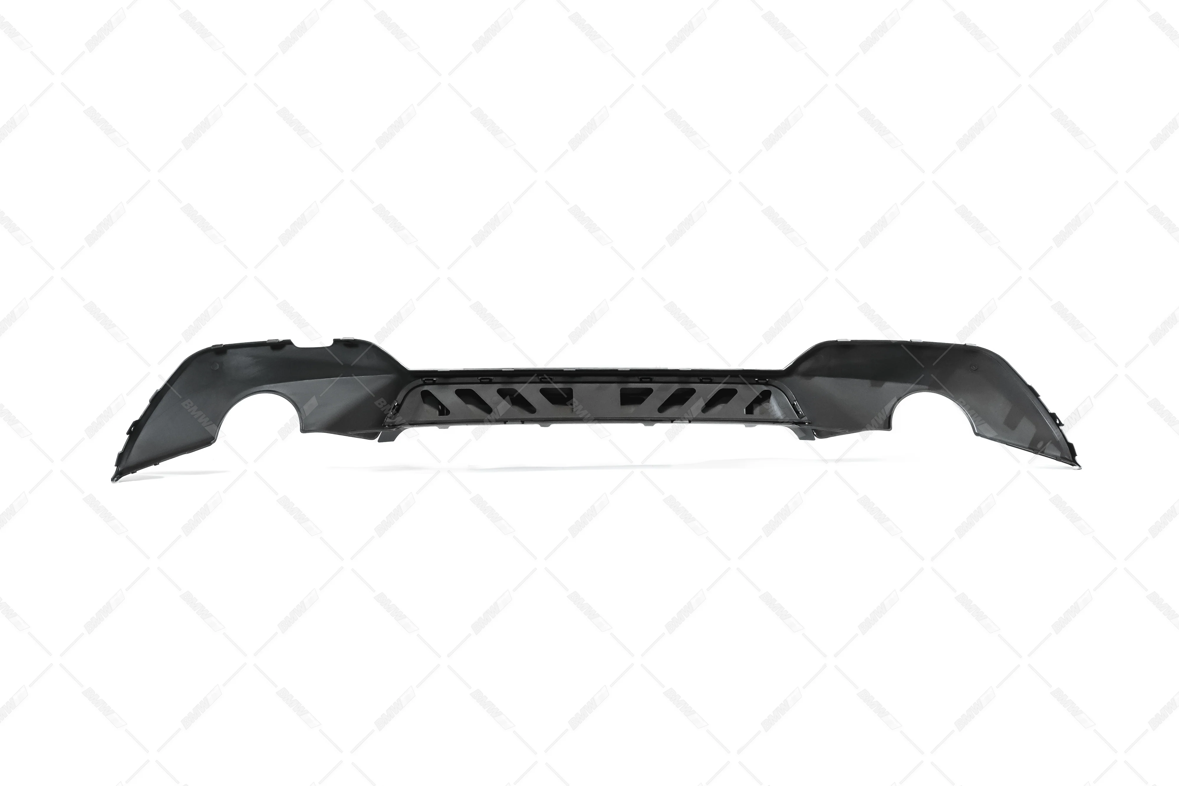Bmw G20/G21 M-competition 330i/335D -look diffuusori - Image 6