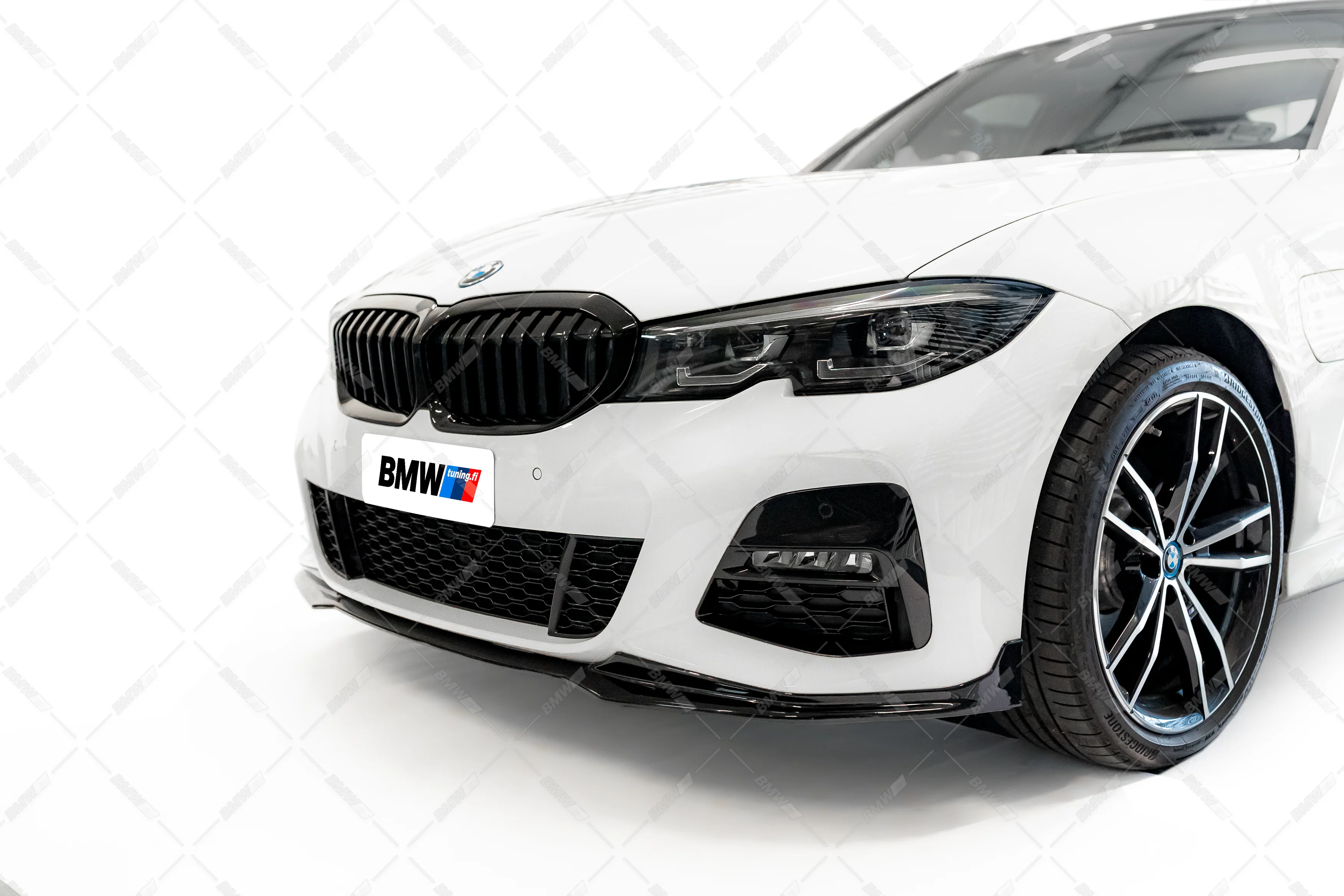 BMW G20 G21 M-Performance kiiltävän musta etuspoileri - Image 7