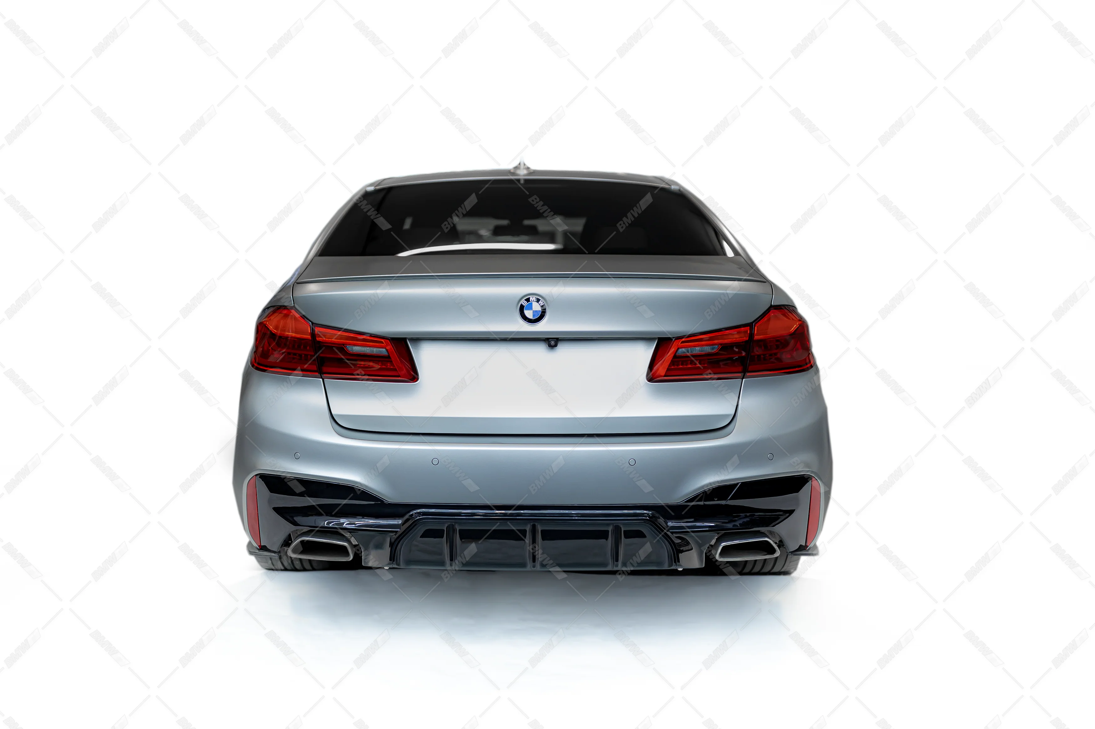 BMW G30 G31 G38, M5-look diffuusori kiiltävän musta - Image 6