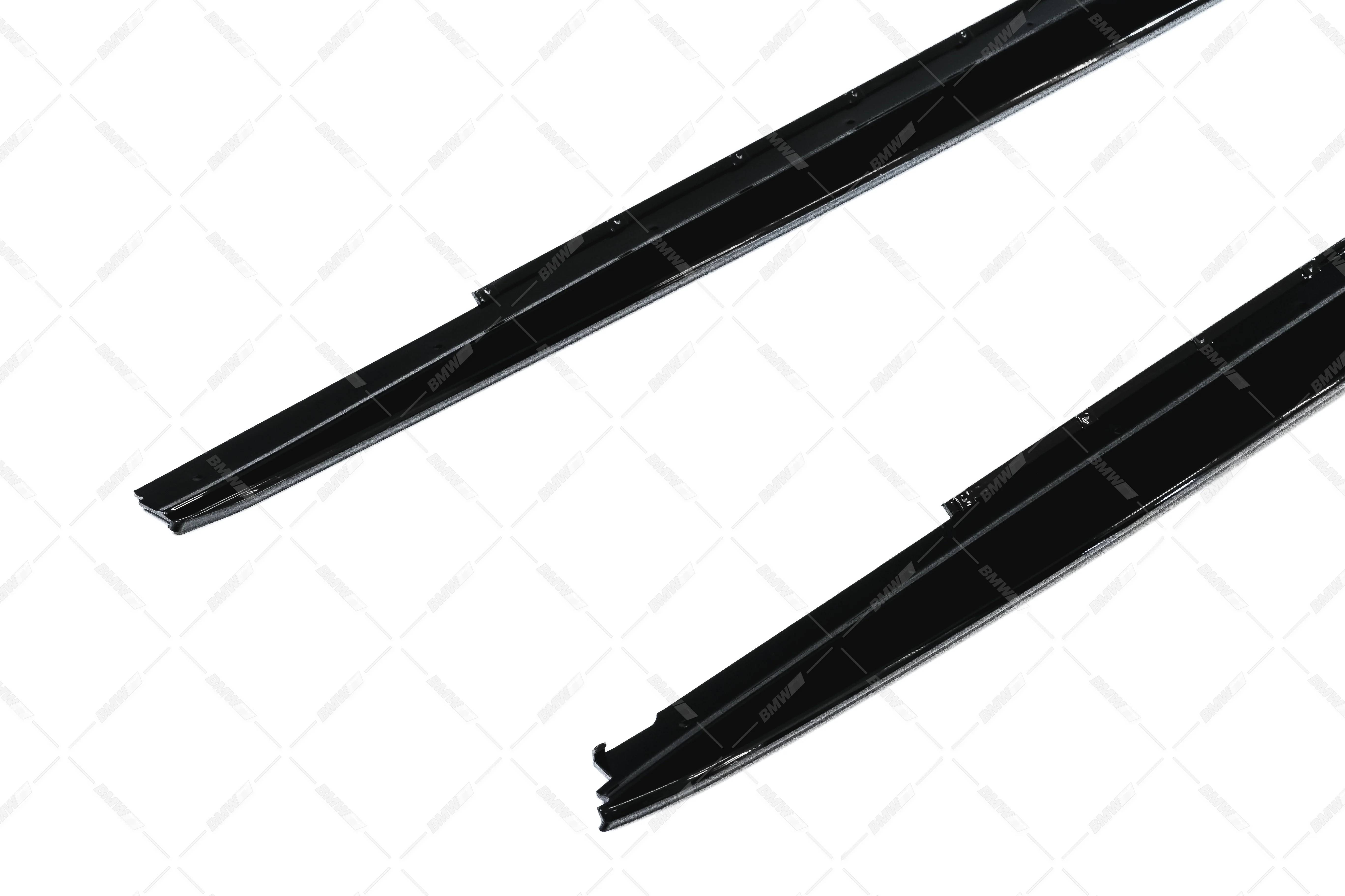 BMW G30 G31 M-Performance sivuhelmojen lisäosat kiiltävän mustat - Image 5