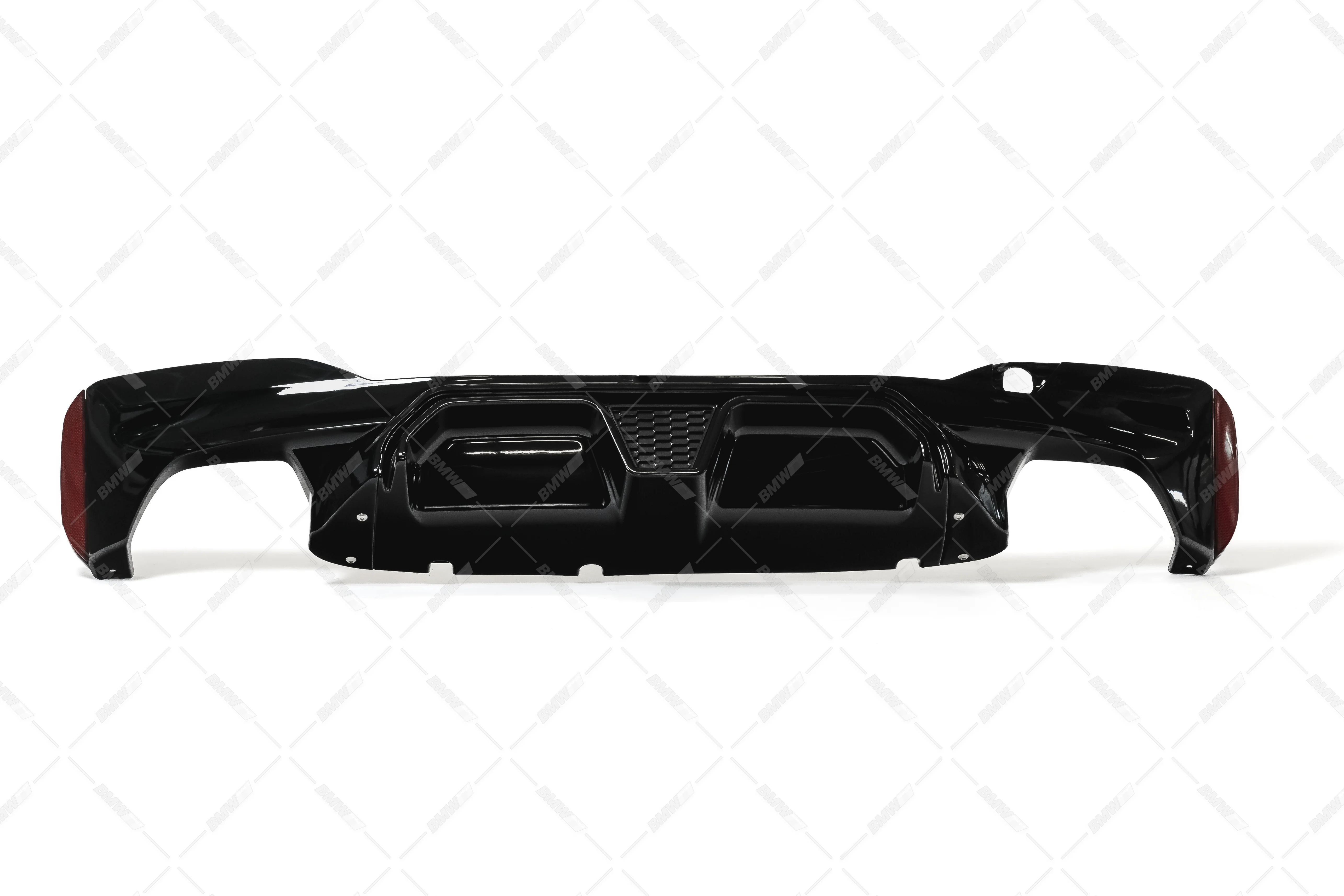 BMW G30 G31, M5 CS takapuskurin diffuusori kiiltävän musta - Image 7