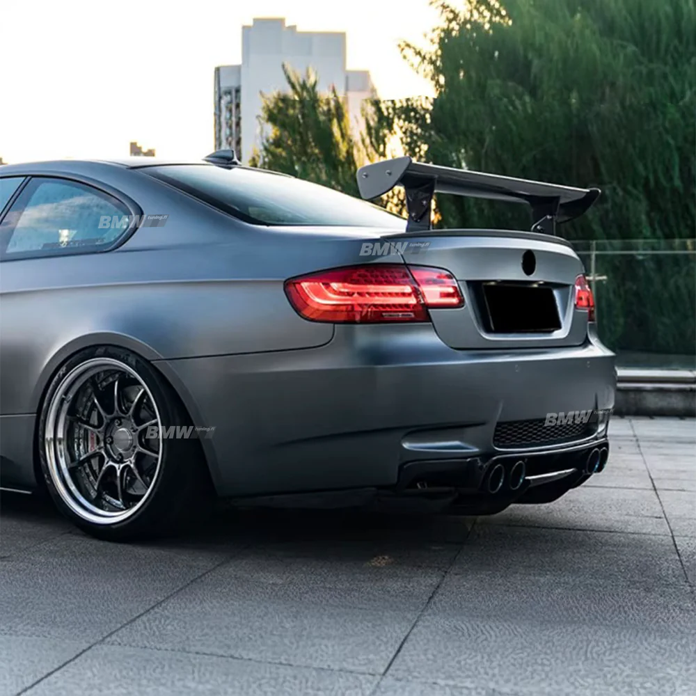 BMW GTS look Spoileri kiiltävän musta - Image 2