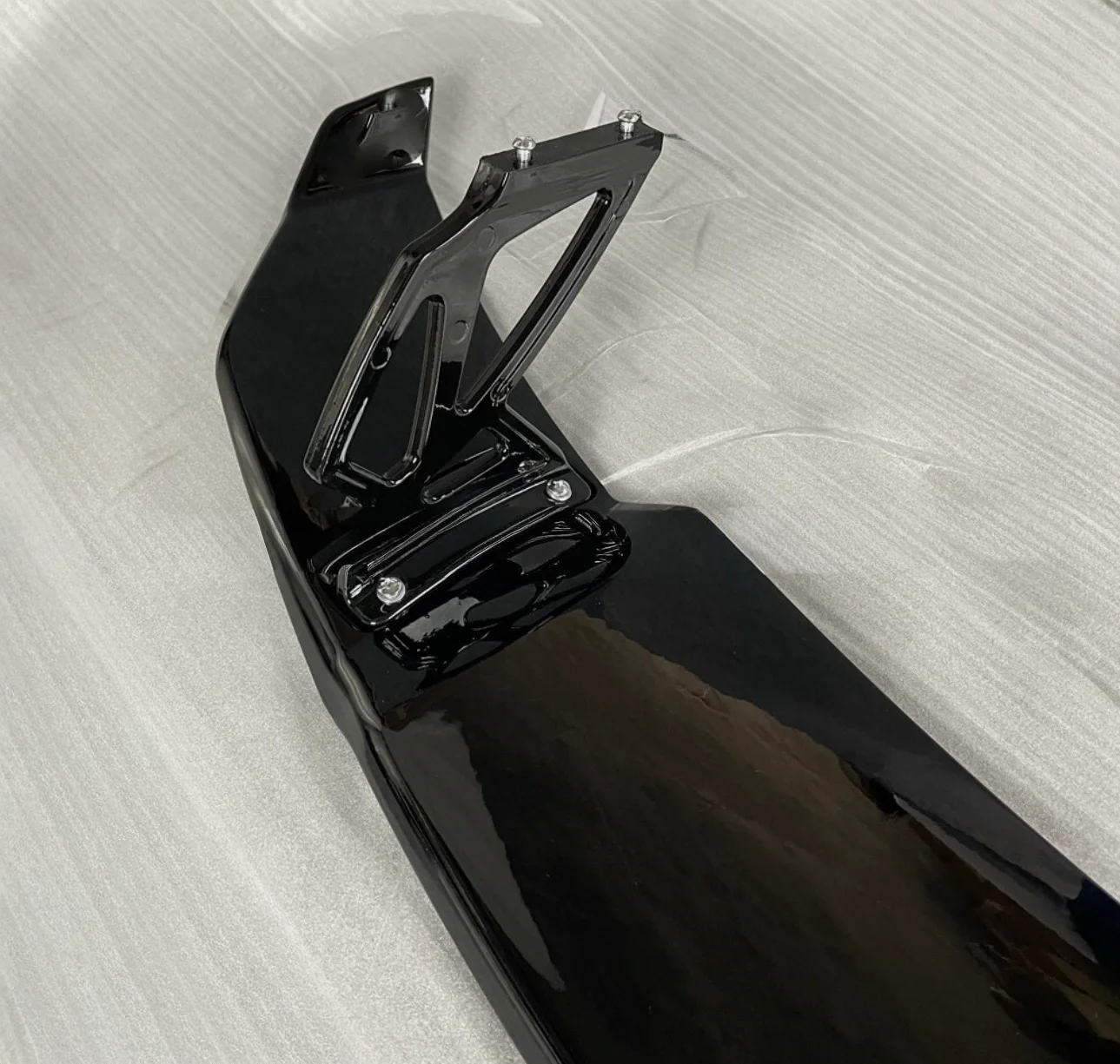 BMW Vorsteiner look Spoileri kiiltävän musta - Image 5