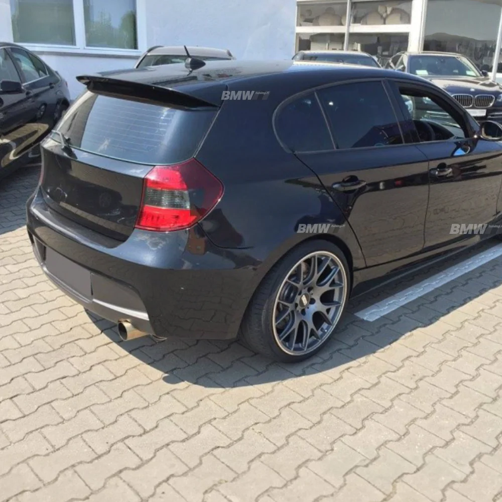 BMW X1 E81/E87 204-2011 Musta Takaspoileri - Image 3