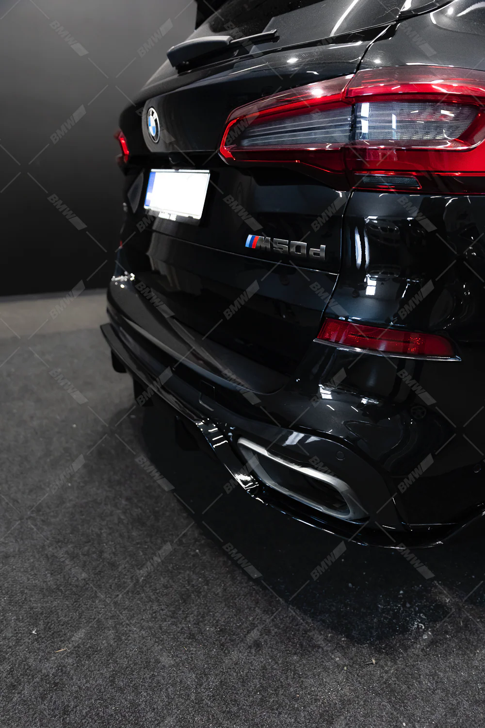 BMW X5 G05, Aero kiiltävän musta takadiffuusori - Image 8