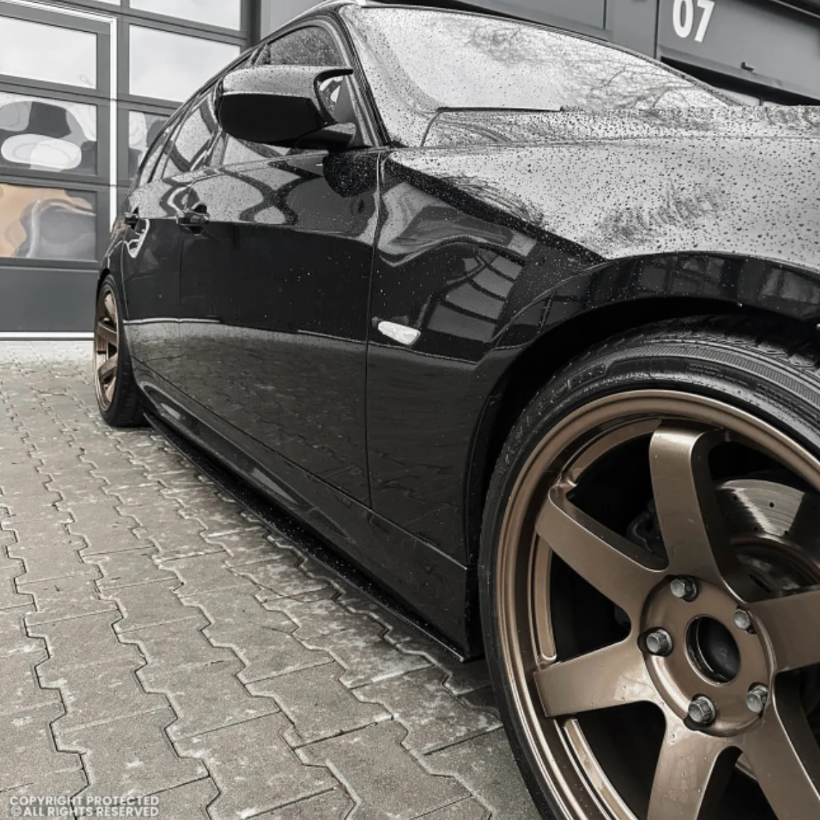 BMW E90 E91, M-Performance helmojen lisäosat kiiltävän musta - Image 2